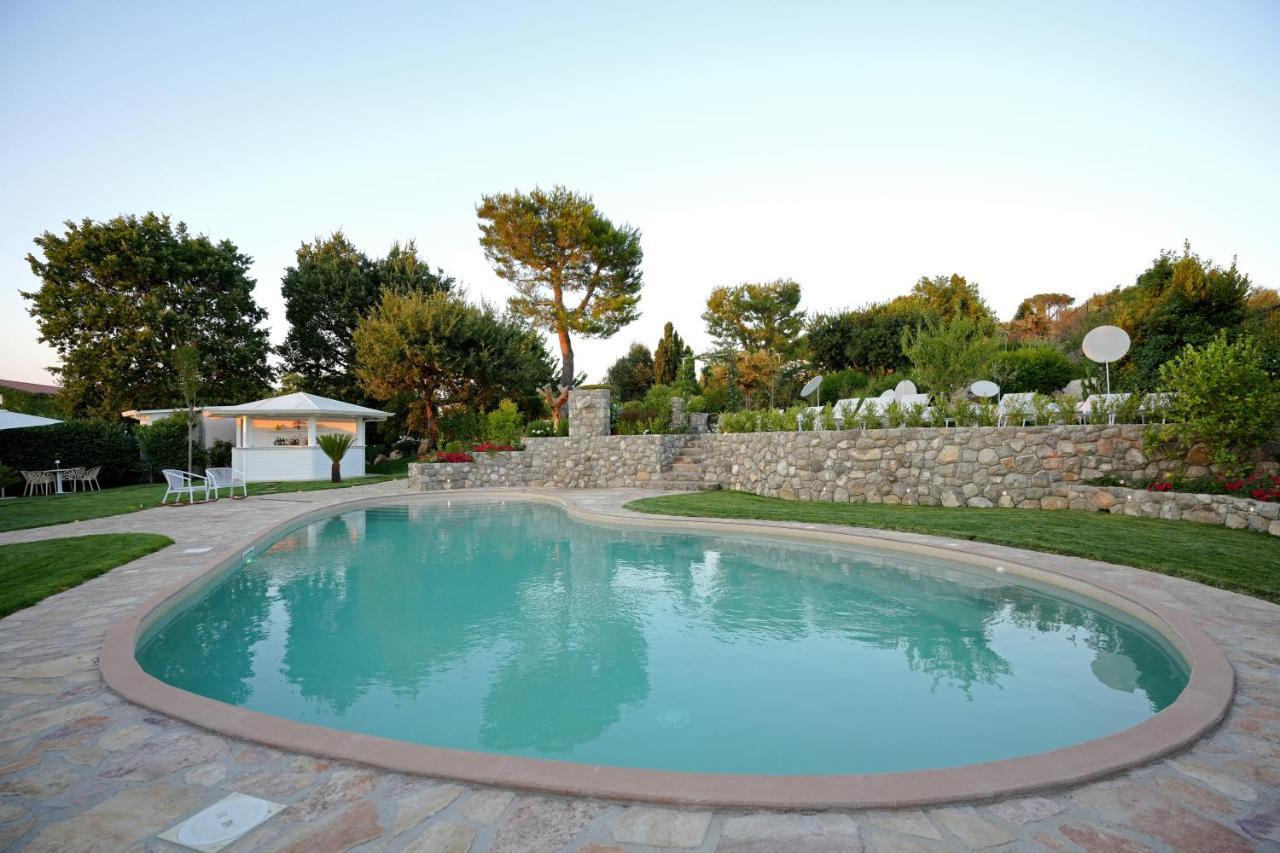 Resort Ravenna ماسّا لوبْرينسِ المظهر الخارجي الصورة