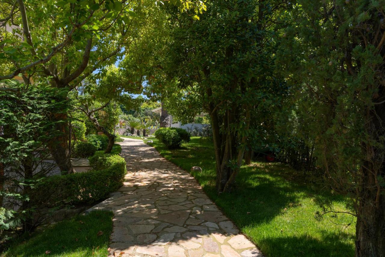 Resort Ravenna ماسّا لوبْرينسِ المظهر الخارجي الصورة