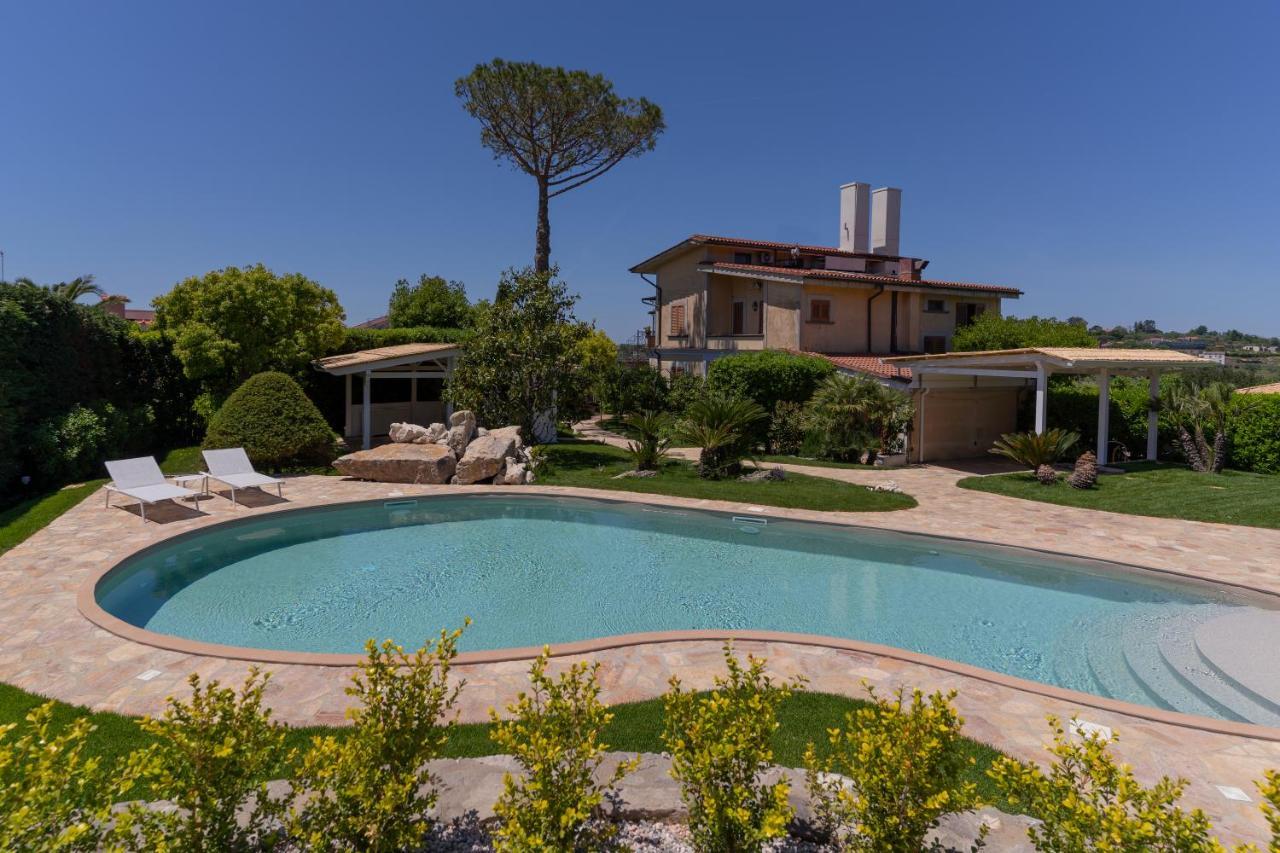 Resort Ravenna ماسّا لوبْرينسِ الغرفة الصورة
