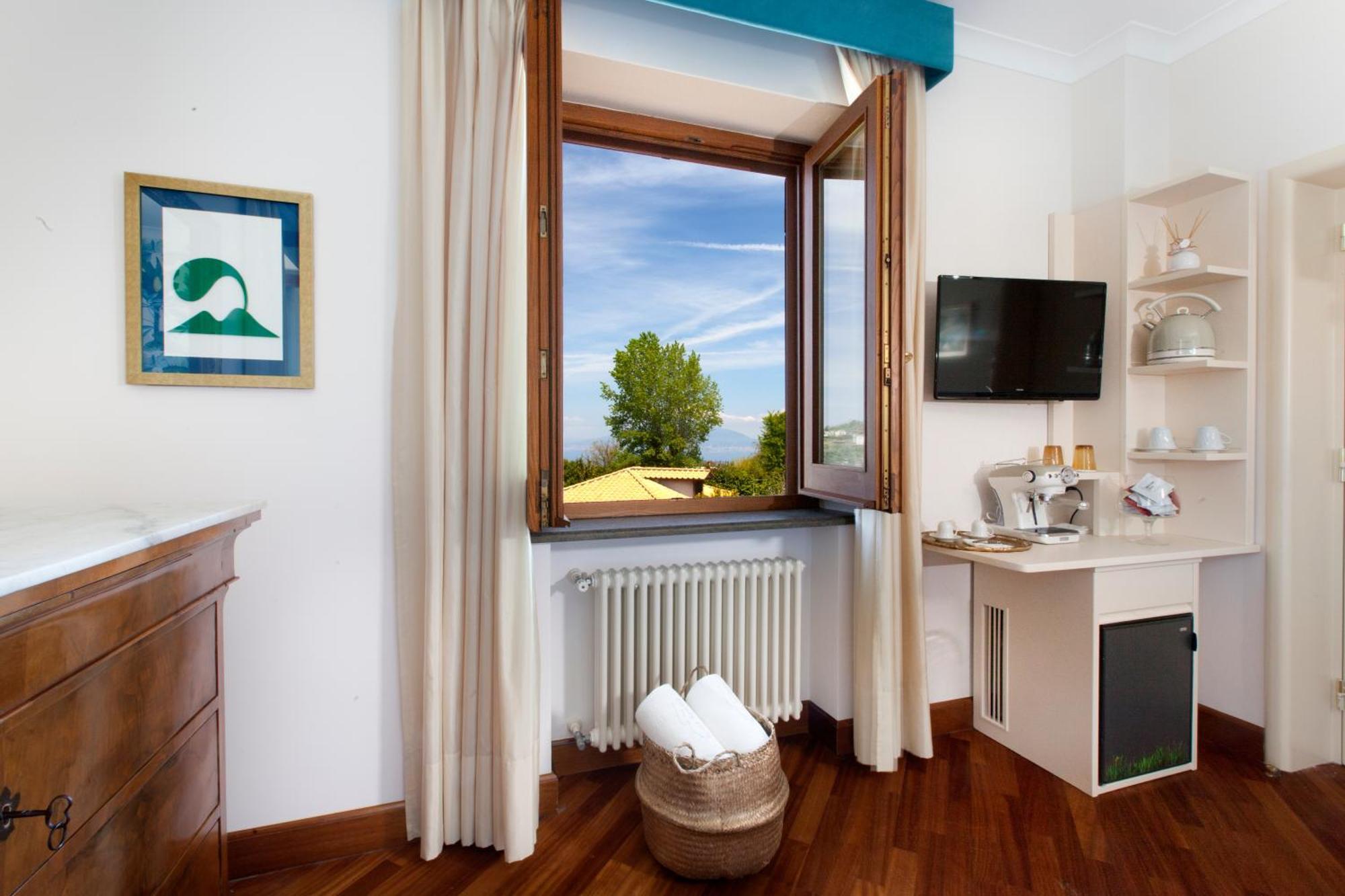 Resort Ravenna ماسّا لوبْرينسِ المظهر الخارجي الصورة